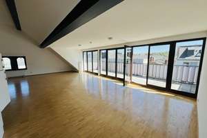PENTHOUSE / Loftartige Wohnung in ruhigem Seitentrakt von INNERCITY-STADTVILLA – Luisenstraße 21, 65185 Mitte, Wiesbaden – Vorschaubild 6