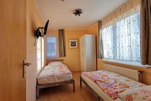 Property thumbnail 12