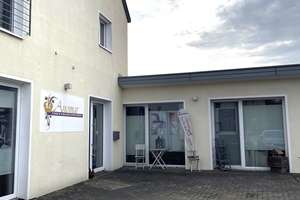 Rot am See:  Stilvoll saniertes Einfamilienhaus mit 2. Einheit-großzügigen Flächen und vielseitigen  – Die vollständige Adresse der Immobilie erhältst du vom Anbieter., 74585 Rot am See – Vorschaubild 2