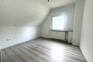 Perfekt für Singles: helle Dachgeschosswohnung ab sofort frei – Die vollständige Adresse der Immobilie erhältst du vom Anbieter., 46238 Welheim, Bottrop – Vorschaubild 5