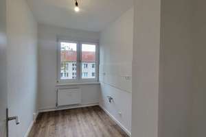 Property thumbnail 12