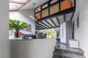 Architektonische Großzügigkeit:
"Splitlevel auf traumhaften Grundstück mit schönen Ausblicken" – Die vollständige Adresse der Immobilie erhältst du vom Anbieter., 21521 Aumühle – Vorschaubild 3