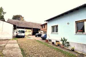 Großes Grundstück, 3 Familienhaus, Scheune, Garagen - viele Nutzungsmöglichkeiten – Mannheim – Vorschaubild 4