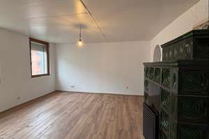 Gemütliche 2-Zimmer-Dachgeschosswohnung in Nürnberg-Eberhardshof – Die vollständige Adresse der Immobilie erhältst du vom Anbieter., 90431 Eberhardshof, Nürnberg – Vorschaubild 3