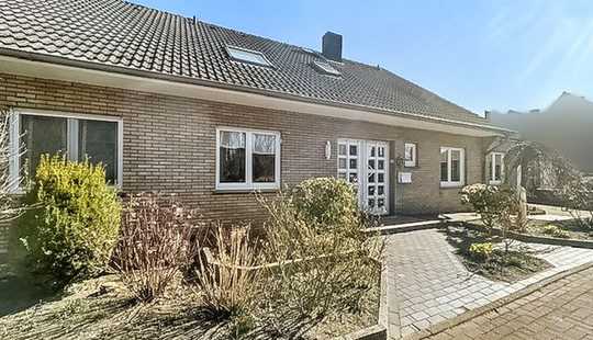 Bild von Flexibles Wohnen: Ein- oder Zweifamilienhaus mit Charme im Herzen von Quakenbrück