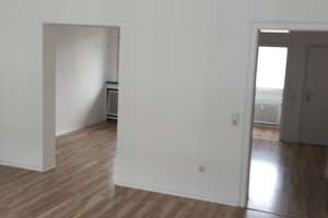 Sehr schöne 3 Raum Wohnung im Zentrum von Oberhausen – Elsässerstrasse 44, 46045 Altstadt-Mitte, Oberhausen – Vorschaubild 11
