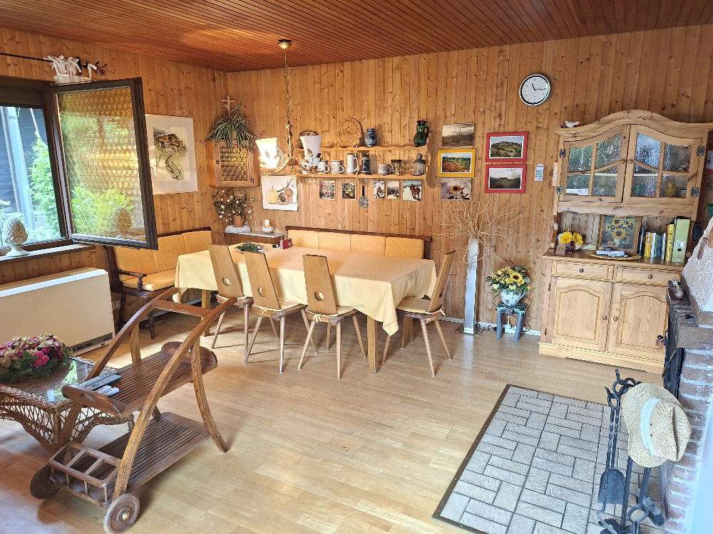 Immobilie in Biberbach - Schönes Wochenendhaus in Biberbach - Der ideale Ort für alle, die Ruhe suchen! - Bild 6