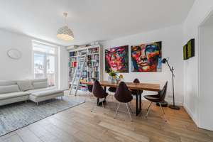 111 m² zum Wohlfühlen – Sanierte 4-Zimmer-Wohnung in begehrter Lage von Pempelfort