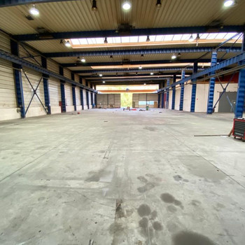 Produktionshalle mit Bürofläche | Kranbahn | optimale Verkehrsanbindung