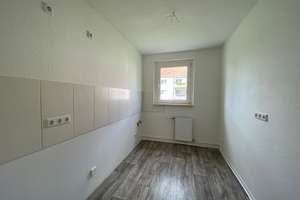 Sanierte 3-Raum-Wohnung - große Dusche & großer Balkon – Seehäuser Weg 88, 39387 Oschersleben (Bode) – Vorschaubild 5