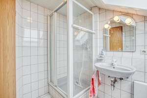 Schönes freistehendes Ein-/Zweifamilienhaus provisionsfrei – Felsenstraße 78, 74081 Klingenberg, Heilbronn – Vorschaubild 6