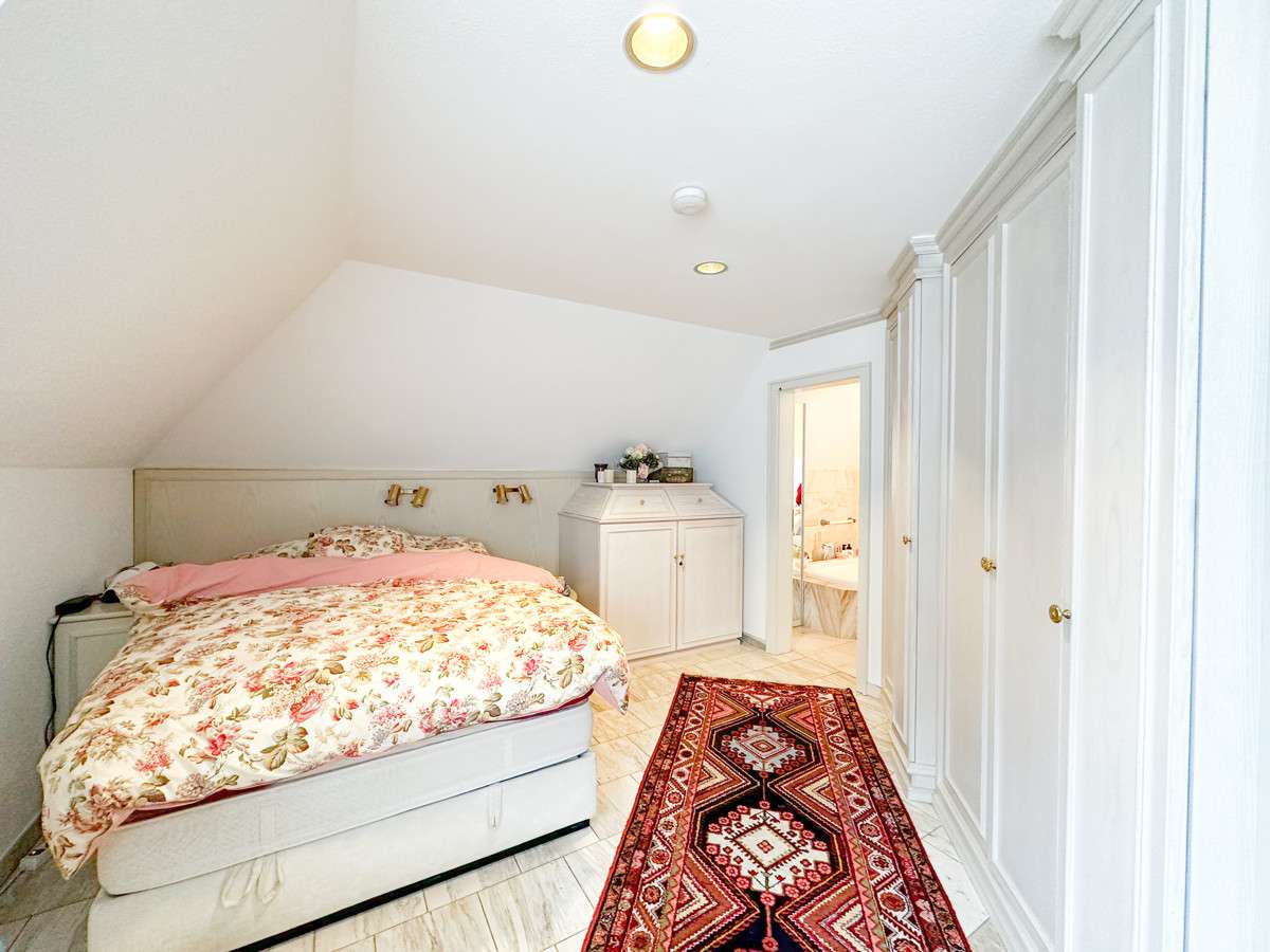 Immobilie in Friedrichshafen - Attraktive Wohnung mit Praxis in Friedrichshafen–Vielseitige Nutzungsmöglichkeiten nahe dem Bodensee - Bild 9