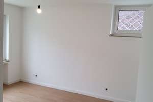  2 Zimmer Wohnung Düsseldorf Oberkassel hell mit Balkon zur Rheinseite – Die vollständige Adresse der Immobilie erhältst du vom Anbieter., 40545 Oberkassel, Düsseldorf – Vorschaubild 17