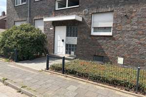 "Ideal für eine ältere Person"
Schöne 2,5 Zimmer-Wohnung mit Balkon in 47228 Duisburg-Oestrum – Die vollständige Adresse der Immobilie erhältst du vom Anbieter., 47228 Bergheim, Duisburg – Vorschaubild 3