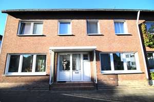 Attraktives Einfamilienhaus in beliebter Lage von Aachen-Richterich – Die vollständige Adresse der Immobilie erhältst du vom Anbieter., 52072 Richterich, Aachen – Vorschaubild 1