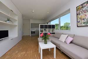 Modern möblierte Wohnung mit großer Fensterfront und Blick ins Grüne in Stuttgart Weilimdorf – Die vollständige Adresse der Immobilie erhältst du vom Anbieter., 70499 Weilimdorf (Ortsteil), Stuttgart – Vorschaubild 20