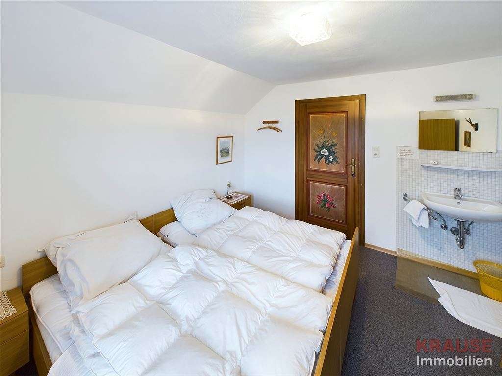 Immobilie in Bischofswiesen - Historisches Landhaus mit Ferienzimmern und Ferienapartment - Bild 12