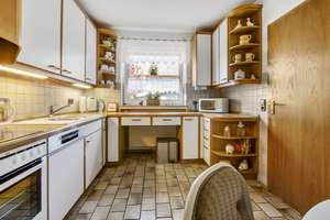 Delmenhorst-Brendel | Gepflegtes Reihenendhaus mit schönem Garten und Garage in ruhiger Wohngegend – Die vollständige Adresse der Immobilie erhältst du vom Anbieter., 27755 Brendel/Adelheide, Delmenhorst – Vorschaubild 6
