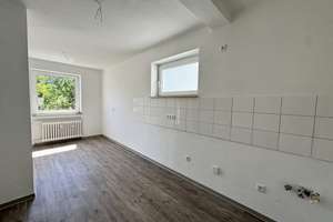 tolle, größzügig geschnittene Wohnung mit Balkon & Weitblick! – Rosendelle 39, 44869 Eppendorf, Bochum – Vorschaubild 4