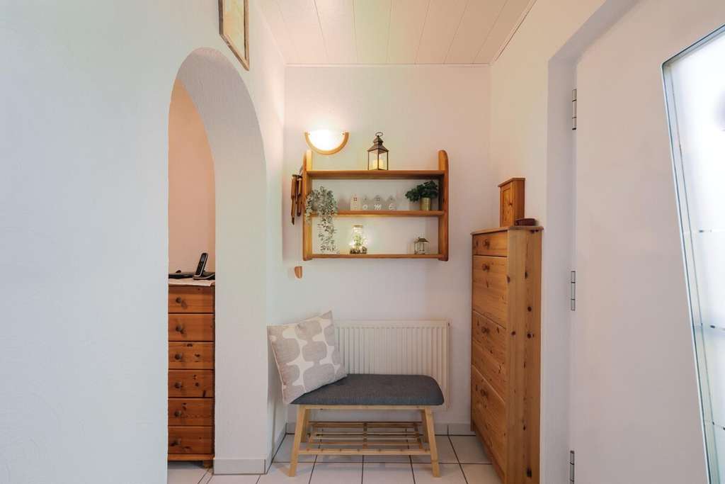 Immobilie in Erzhausen - Einziehen und wohlfühlen: Familienfreundliches Reihenmittelhaus mit überdachter Terrasse - Bild 2