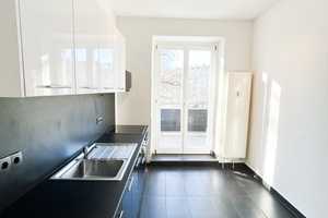Zuhause im Lutherviertel - Moderne 2 Raum-Wohnung mit EBK und Balkon! – Clausstraße 120, 9126 Chemnitz – Vorschaubild 3