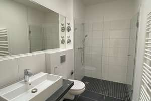 2-Zimmer Traum im Spreekarre - Mit Klimaanlage, Dachfenster und Einbauküche – Carl-Spindler-Str. 13b, 12555 Köpenick, Berlin – Vorschaubild 6