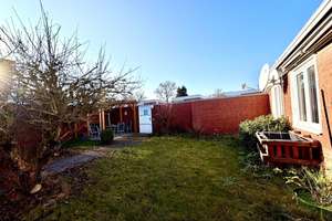 Bungalow mit Einliegerwohnung und großem Potenzial – Die vollständige Adresse der Immobilie erhältst du vom Anbieter., 38444 Detmerode, Wolfsburg – Vorschaubild 2