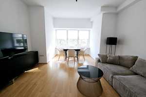 fully furnished, spacious 1 BR APT at the Kurpark – Sonnenberger Str. 21, 65193 Wiesbaden – Vorschaubild 1