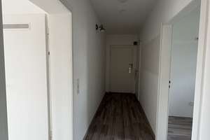 Renovierte 3,5-Zimmer-Wohnung mit Balkon und Tageslichtbad im Hochschulviertel – Rembrandtstraße 23, 58093 Mittelstadt, Hagen – Vorschaubild 4