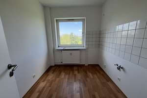 Attraktive 3-Zimmer-Wohnung mit guter Raumaufteilung – Dowidat Siedlung 13, 42899 Stursberg, Remscheid – Vorschaubild 5