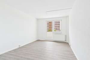 Bezugsfertige 3-Raum-Wohnung mit Balkon und Einbauküche.! – Asternweg 24, 4209 Grünau-Ost, Leipzig – Vorschaubild 8