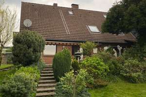 Viel Platz für Alltag und Freizeit in diesem gepflegten Einfamilienhaus in Bochum – Die vollständige Adresse der Immobilie erhältst du vom Anbieter., 44805 Grumme, Bochum – Vorschaubild 4
