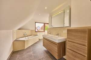 *RESERVIERT* Ein Traumhaus zum Verlieben – mit Sauna, Kamin und viel Raum für die Familie – Die vollständige Adresse der Immobilie erhältst du vom Anbieter., 64859 Eppertshausen – Vorschaubild 13