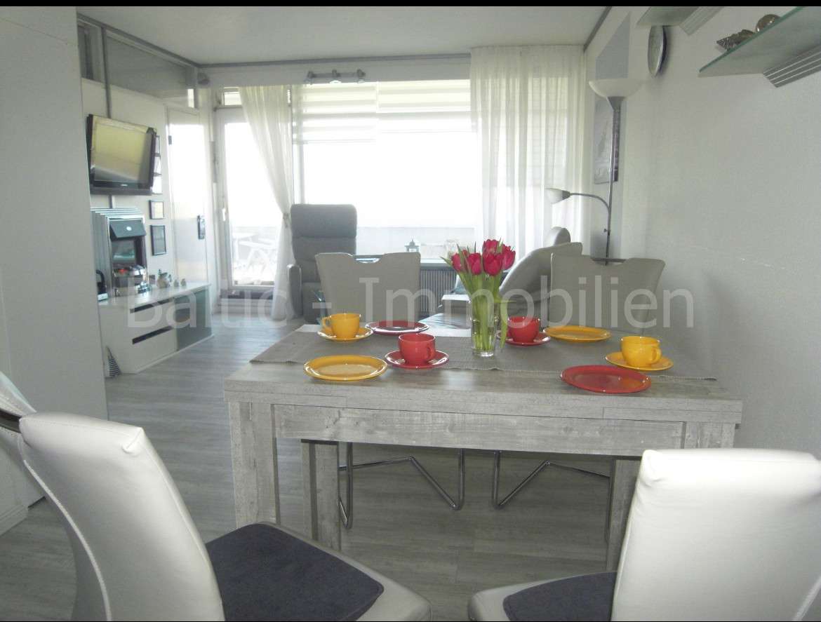 Immobilie in Sierksdorf - Schöne 2,5-Zimmerwohnung mit traumhaftem Weitblick!
Mit bestehender Ferienvermietung, ca. 12 TEUR.  - Bild 2