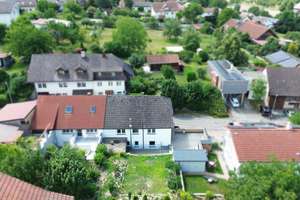Teilmodernisiertes Zweifamilienhaus mit Terrasse, Garten, Doppelgarage und Ausbaupotenzial – Die vollständige Adresse der Immobilie erhältst du vom Anbieter., 79802 Dettighofen – Vorschaubild 25