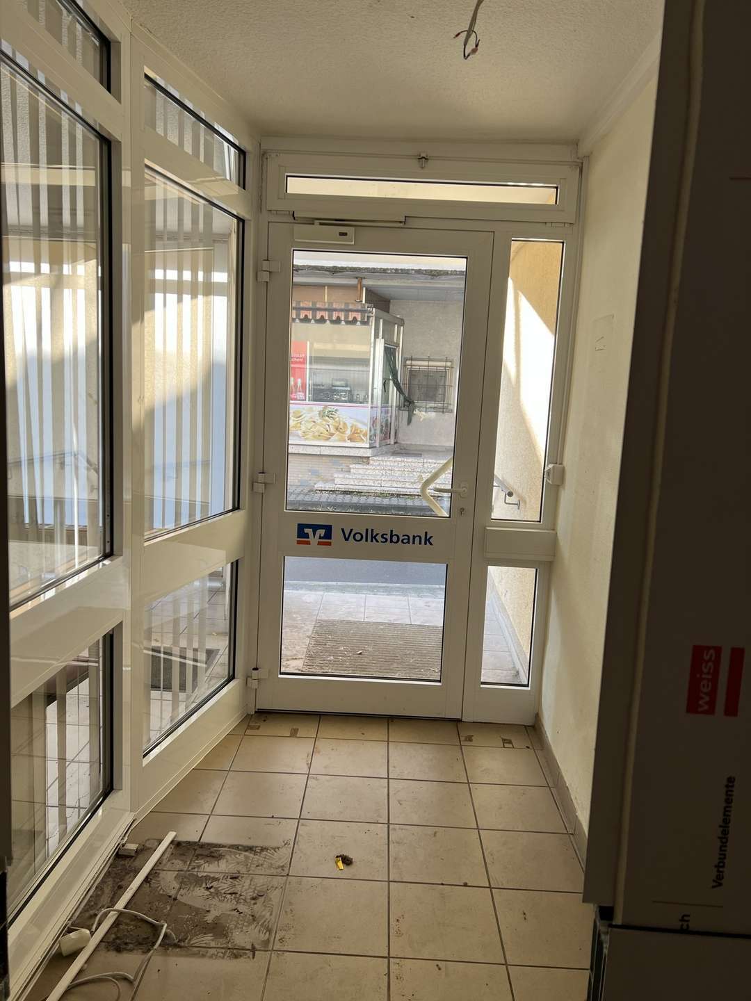 Wohnhaus mit zwei Wohnungen und ehemaligem Geschäftsraum in 67748 Odenbach am Glan, Kusel Kreis – Bild 4