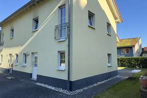 Moderne Doppelhaushälfte mit Garten & hochwertiger Küche in Geisenheim-Marienthal – Im Sonnenrech 22, 65366 Geisenheim – Vorschaubild 3
