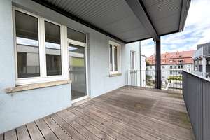 7523 - Sanierte 2-Zimmerwohnung mit gr. Balkon und Tageslichtbad nähe Günther-Klotz-Anla – Die vollständige Adresse der Immobilie erhältst du vom Anbieter., 76135 Weststadt, Karlsruhe – Vorschaubild 2