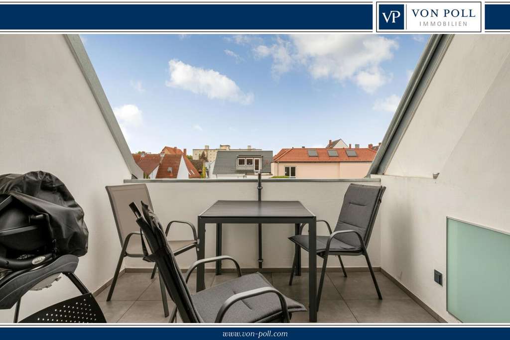 Immobilie in Viernheim - Stilvolle Dachgeschosswohnung mit sonniger Loggia, Sauna und Garage - Bild 0
