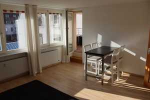Exklusive 2-Zimmer-Wohnung (teilmöbliert) im Herzen Heilbronns mit traumhaftem Marktplatzblick! – Marktplatz 3, 74072 Heilbronn – Vorschaubild 2