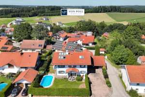 Ein Haus wie ein Versprechen – Einfamilienhaus im Landhausstil mit Fernsicht und Raum zum Durchatmen – Die vollständige Adresse der Immobilie erhältst du vom Anbieter., 84494 Niederbergkirchen – Vorschaubild 1