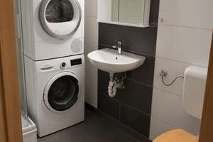 Modernisierte 3-Zimmer-Wohnung mit großem Südbalkon und Küche – ab September 2026 – Uerdinger Straße 41, 47799 Cracau, Krefeld – Vorschaubild 4