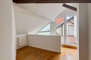 Große Terrasse | 3 Zimmer | Kamin | Dachgeschossmaisonette nahe Bergmannkiez | – Die vollständige Adresse der Immobilie erhältst du vom Anbieter., 10965 Kreuzberg, Berlin – Vorschaubild 10