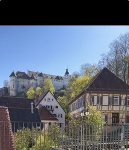 Zentral Wohnen mit Schlossblick: 4,5-Zimmer-Wohnung in Heidenheim