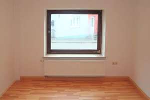 ++ IHR STADTHAUS IM HERZEN VON VELDEN ++ WOHNEN-LEBEN-ARBEITEN ++ – Die vollständige Adresse der Immobilie erhältst du vom Anbieter., 84149 Velden – Vorschaubild 2