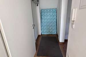 Sehr schöne, neuwertige 3-Zimmer Maisonette Wohnung auf 2 Etagen in Puchheim-Ort m. Balkon & Garage – Hügelstraße 8, 82178 Puchheim – Vorschaubild 18