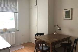 Düsseldorf Pempelfort, ruhige, helle Wohnung von Privat