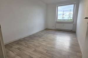 Frisch renovierter Wohntraum: Helle 4-Zimmer-Oase im Grünen – Stralsunder Ring 47-55, 38440 Westhagen, Wolfsburg – Vorschaubild 16