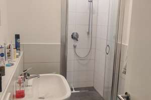 Helle 3-Zimmer-Wohnung mit EBK am Hölderlinplatz – Die vollständige Adresse der Immobilie erhältst du vom Anbieter., 70193 Hölderlinplatz, Stuttgart – Vorschaubild 11
