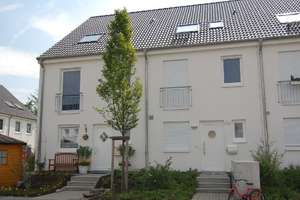 Familienfreundliches Reihenmittelhaus in ruhiger Lage von Düsseldorf-Einbrungen